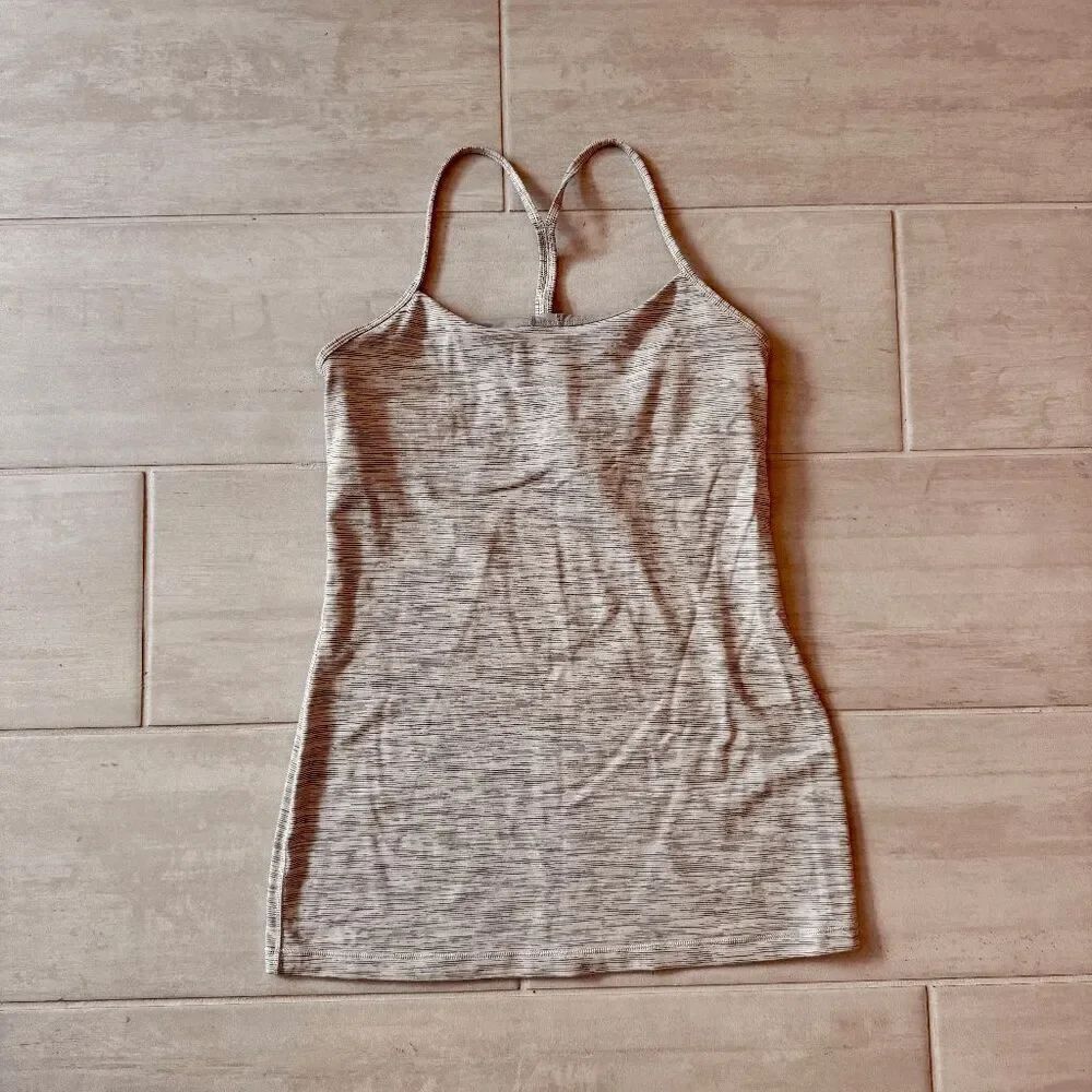 Lululemon Power Y Tank Top 4/6 Activewear Shirt Fitted Yoga Built In Bra Gray